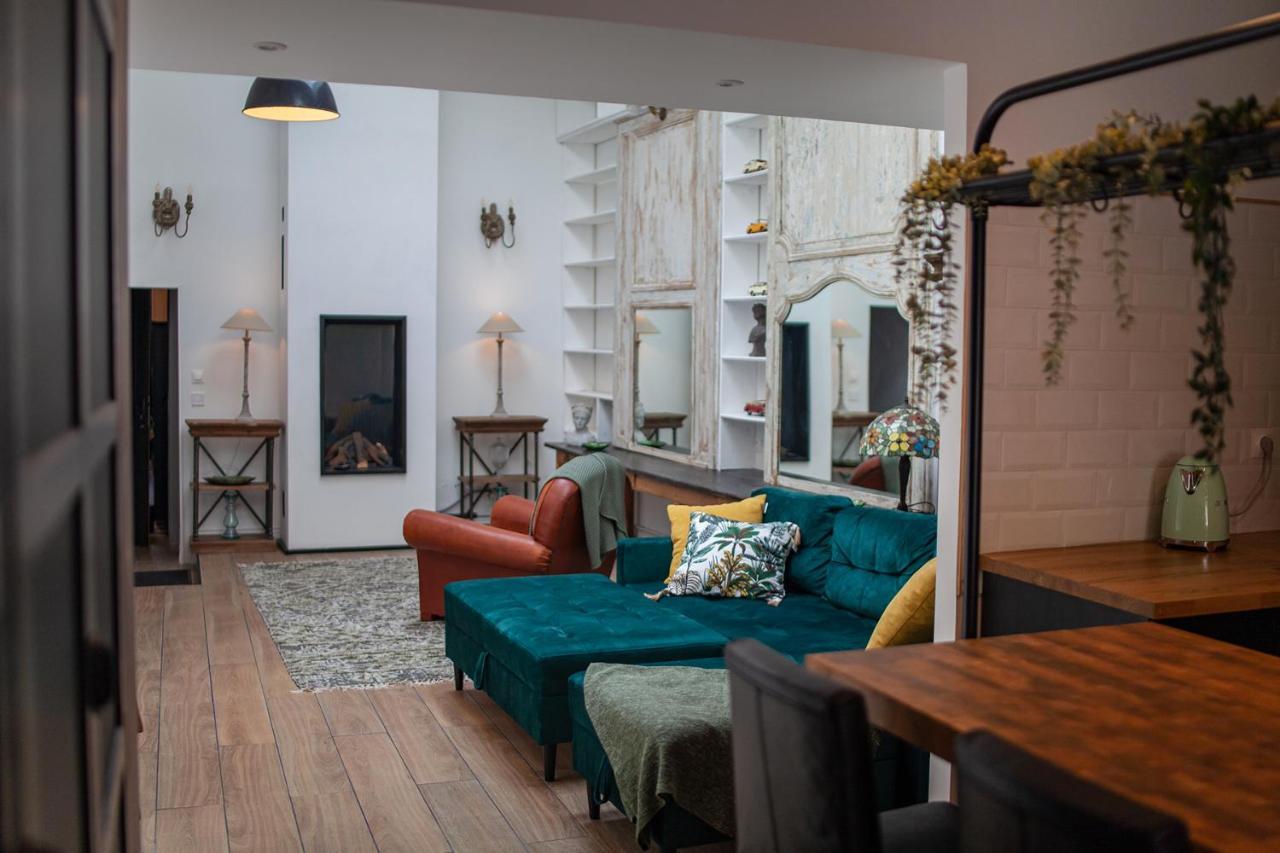 Bienvenue Chez Nous Bed and Breakfast Bergues Exteriör bild