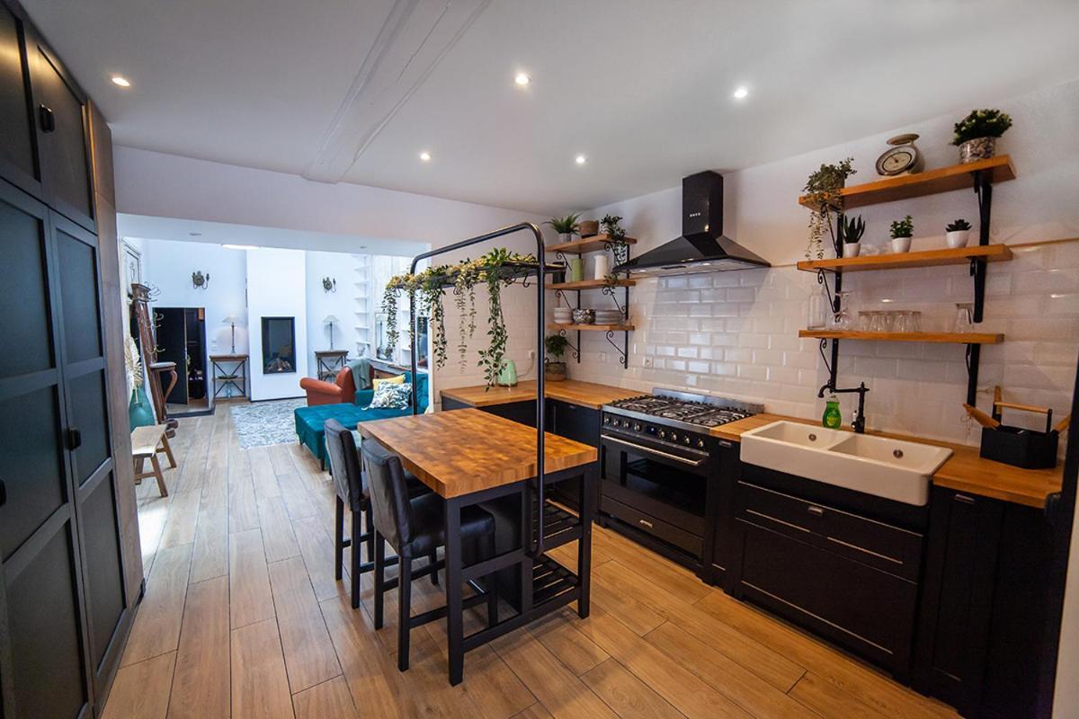 Bienvenue Chez Nous Bed and Breakfast Bergues Exteriör bild