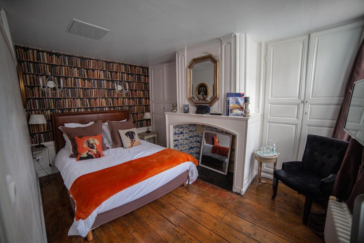 Bienvenue Chez Nous Bed and Breakfast Bergues Exteriör bild