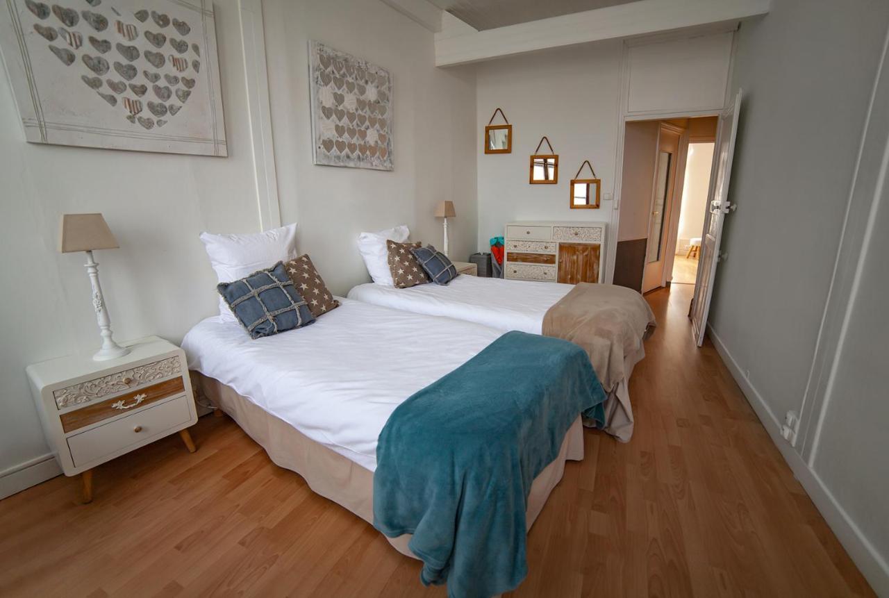 Bienvenue Chez Nous Bed and Breakfast Bergues Exteriör bild