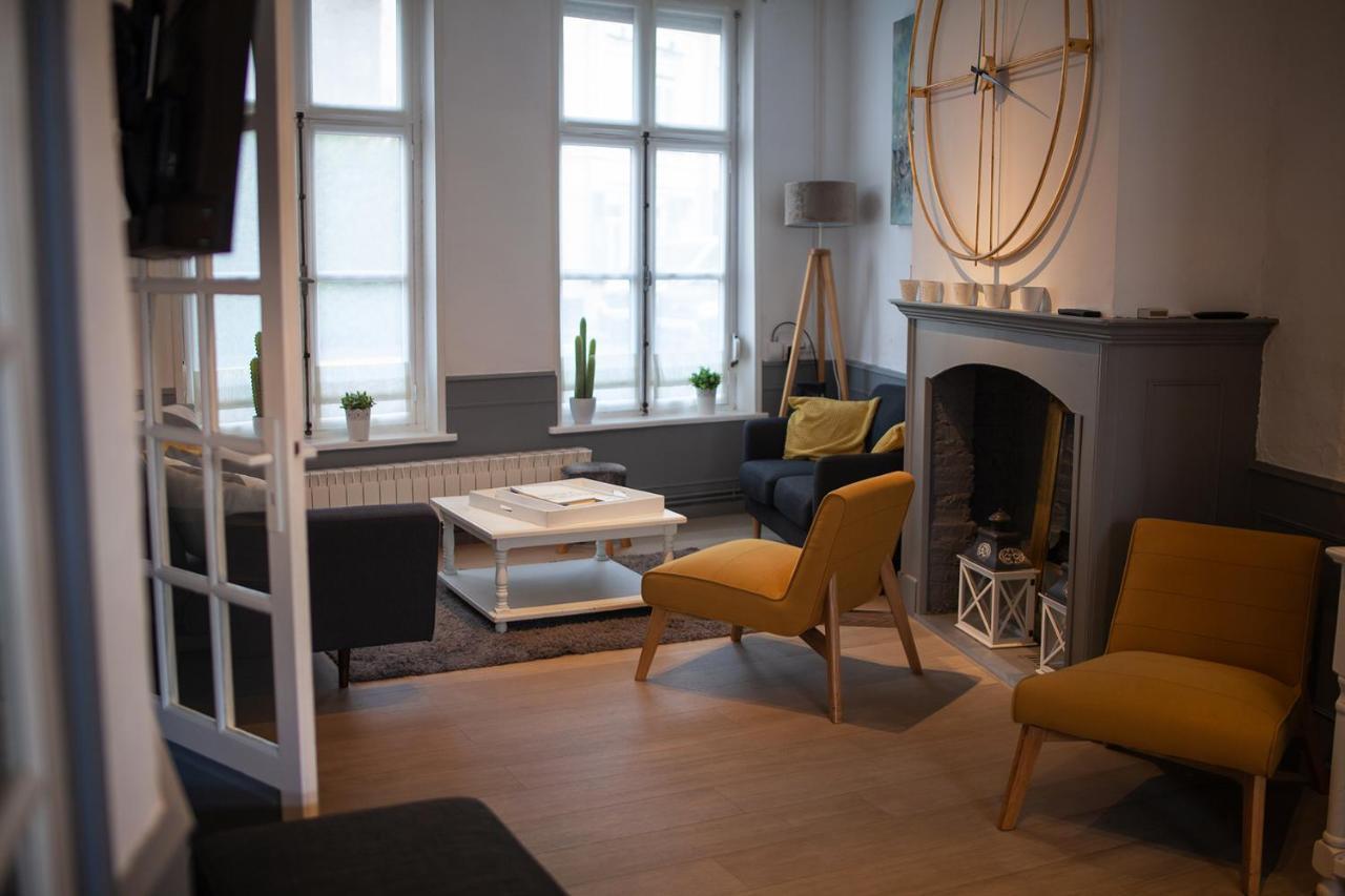 Bienvenue Chez Nous Bed and Breakfast Bergues Exteriör bild